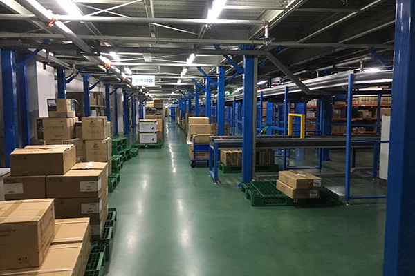 医药车间.jpg 1039340928.jpg